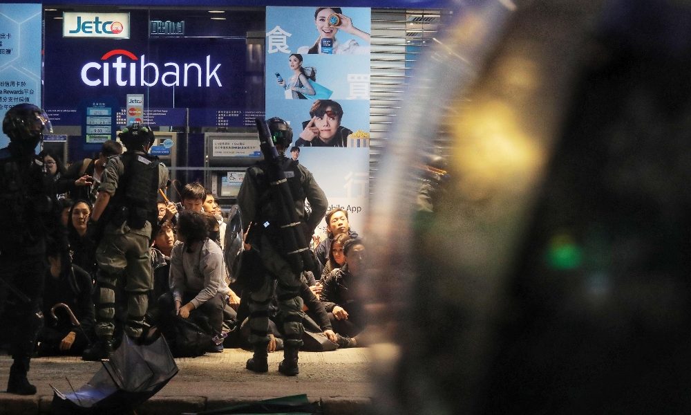 Hong Kong: polizia, circa 400 arresti