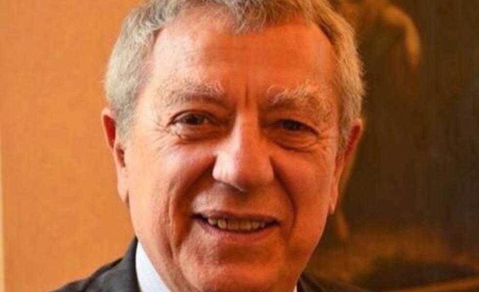 Domani al Crocifisso il funerale dell’avvocato Roberto Simone