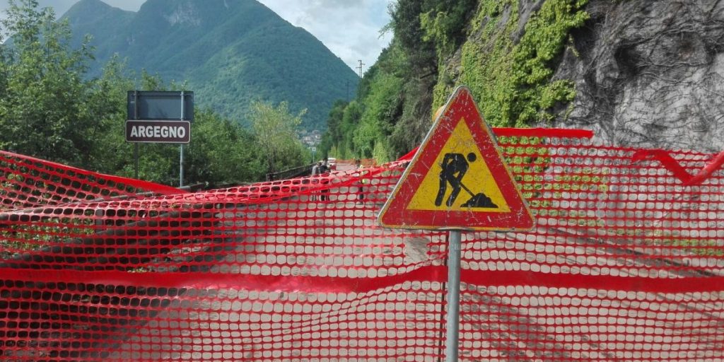 Regina bloccata tra Argegno e Colonno, l’aggiornamento: riapertura domani sera