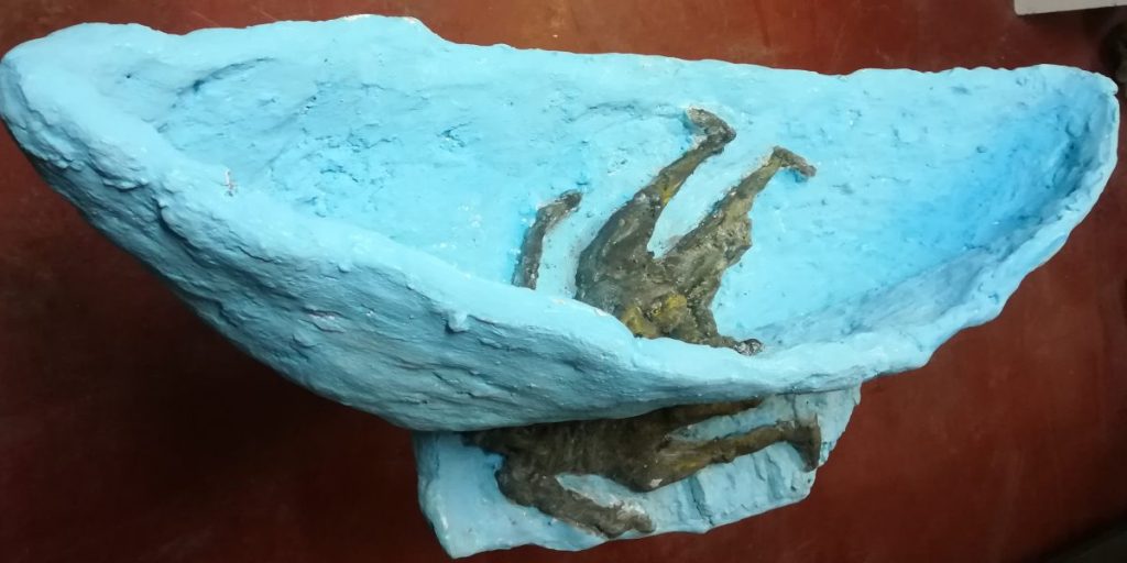 Cretì, distanziamento in scultura
