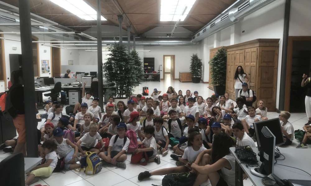 Giornalisti per un giorno, il Grest di Garzola in redazione