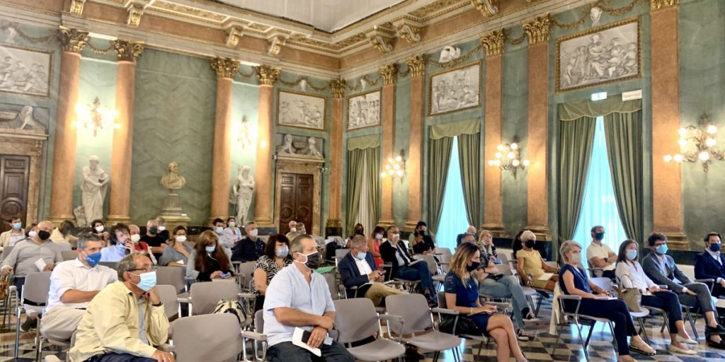 Distretto del commercio, l’incontro a Villa Olmo
