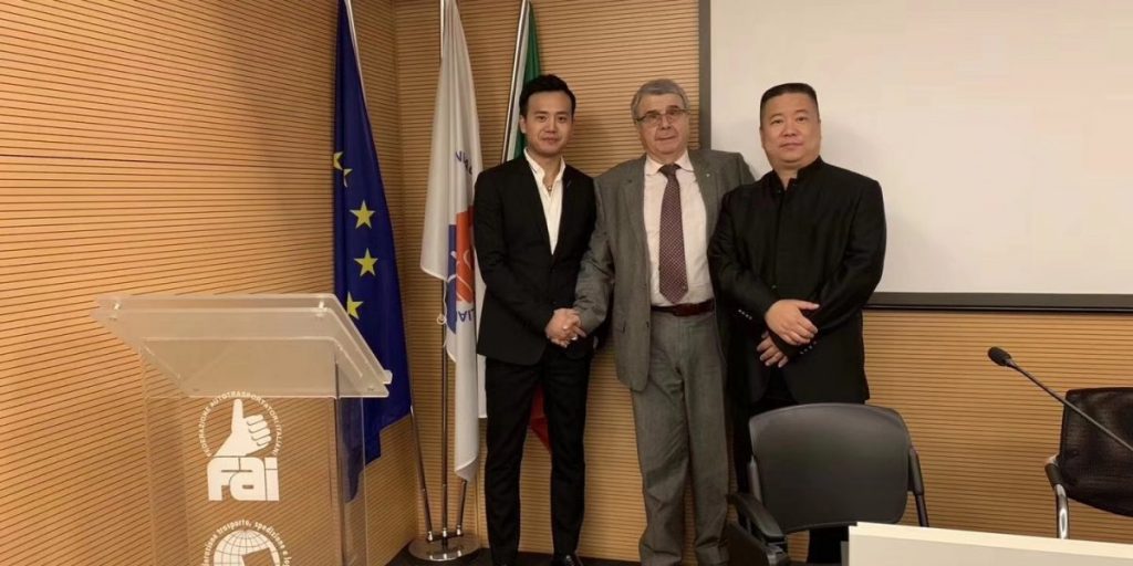 L’incontro, sulla “Via della seta”, Como e Cina
