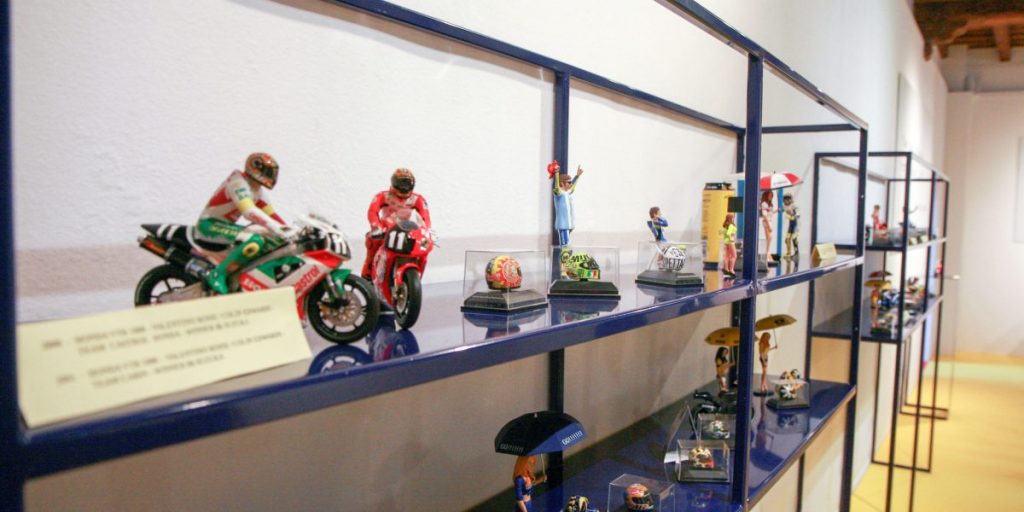 Mostra su Rivarossi e Valentino Rossi verso quota 3mila visitatori