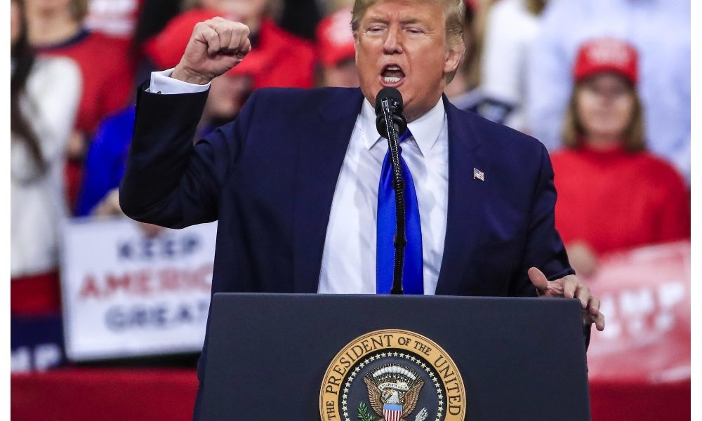 Impeachment: Trump, una truffa dei dem