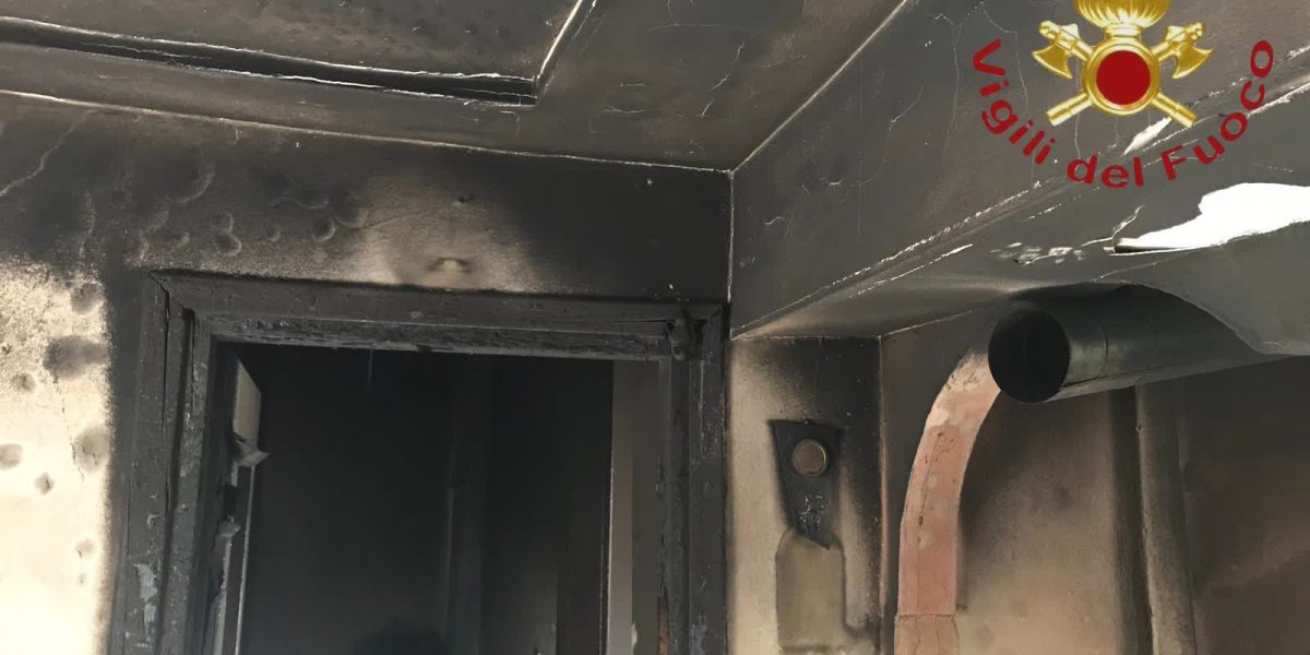 Incendio in un appartamento in Alta Valle Intelvi, danni ingenti ma nessun ferito