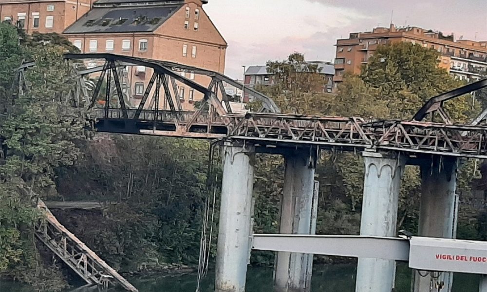 Incendio Roma: in foto fornello a gas, ipotesi causa rogo