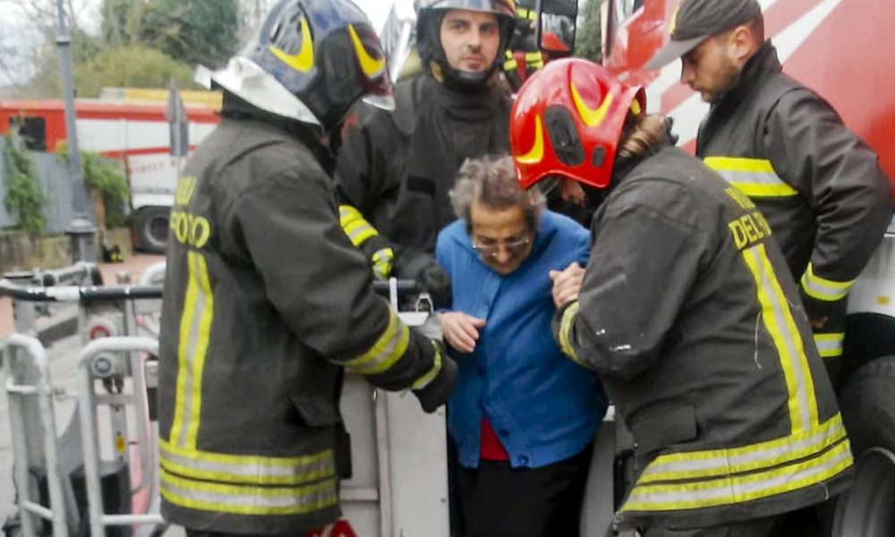 Incendio in casa riposo, due morti