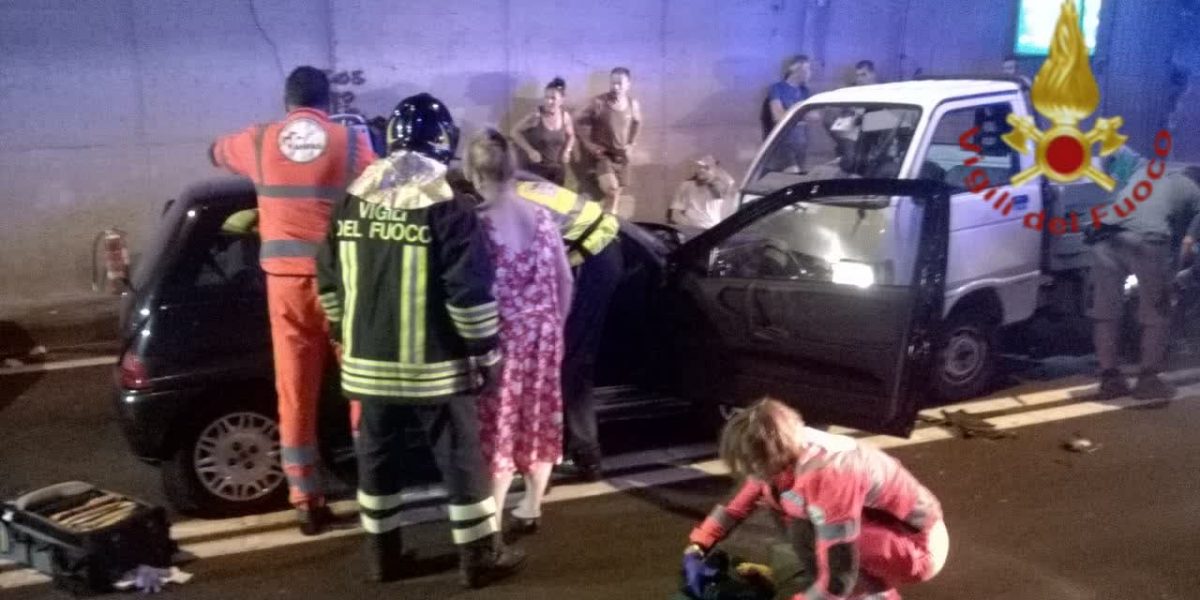 Menaggio, incidente nella galleria Loveno: statale Regina riaperta