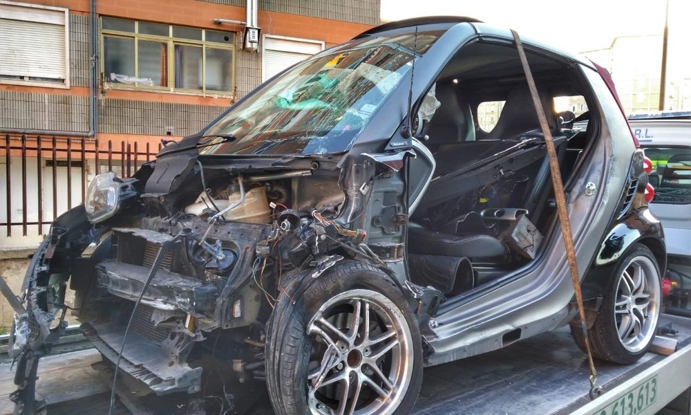 Incidente con 17enne alla guida,4 feriti