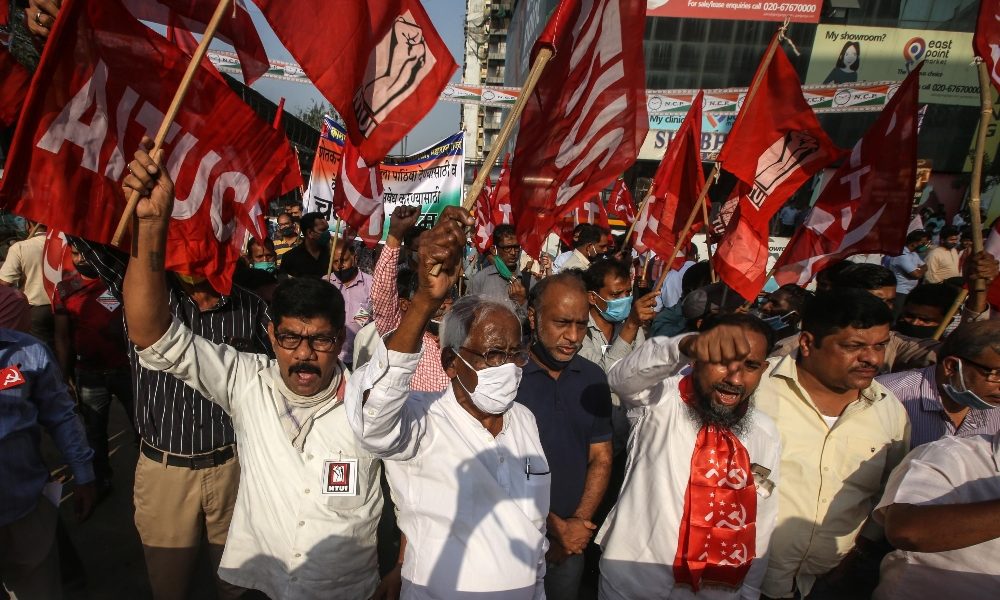 India: migliaia di agenti schierati per proteste agricoltori