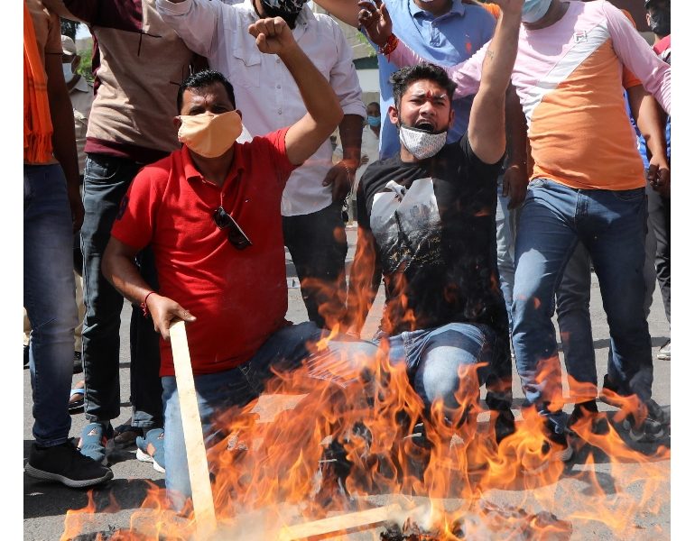 India: muore vittima di stupro, proteste in tutto il Paese