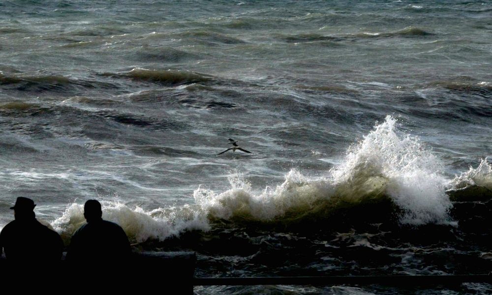 Infarto per marinaio, muore in mare