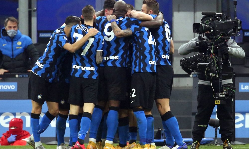 Inter-Juventus 2-0, nerazzurri agganciano Milan in testa