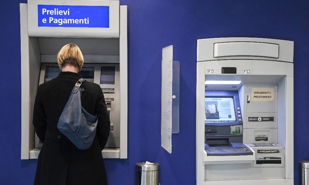 Intesa: accordo con Nexi, entra con 9,9%