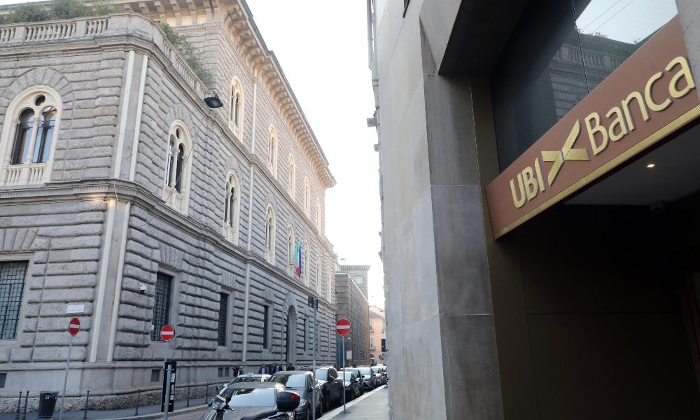 Intesa: trasformazione per IwBank, diventa una sim