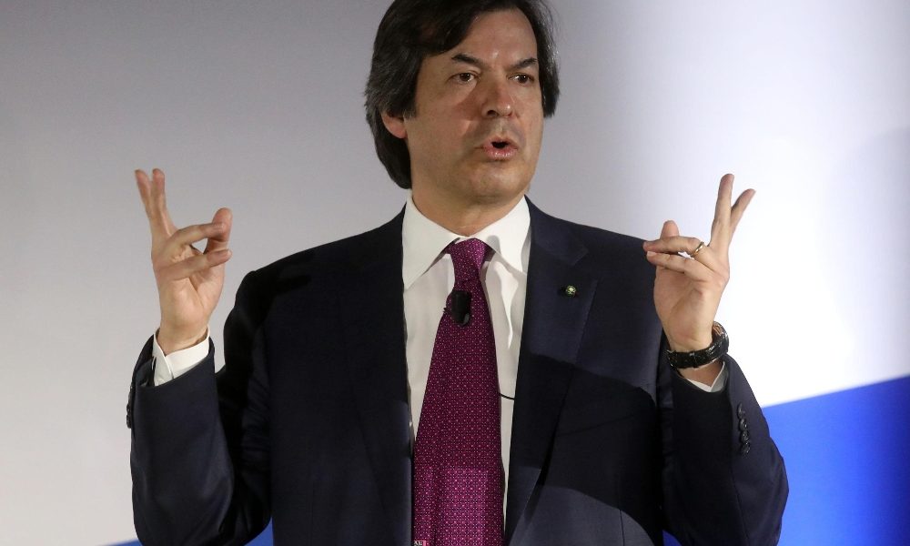 Intesa:nel 2020 utile a 3,28 mld, propone cedola per 694 mln