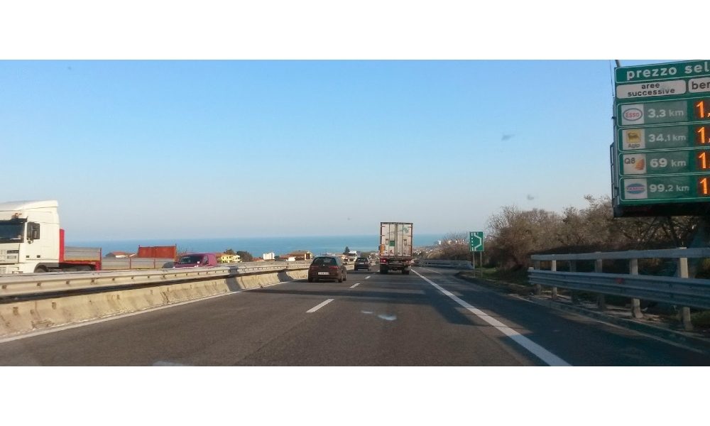 Investimento in A/14, un morto nel chietino