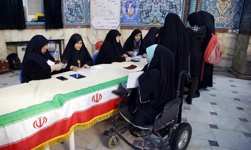 Iran: aperti seggi elezioni parlamentari