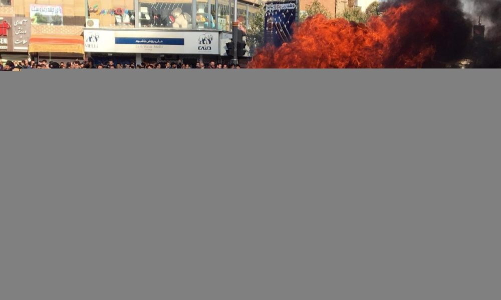 Iran:nuovo processo a 3 condannati a morte per proteste 2019