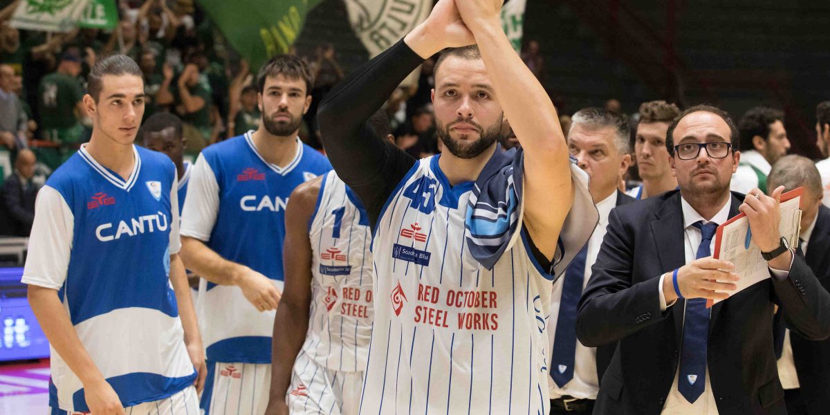 La Pallacanestro Cantù “taglia” Jonathan Tavernari