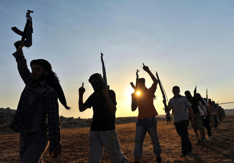 Incita il figlio alla jihad: andrà a processo in ottobre il papà di Fenegrò