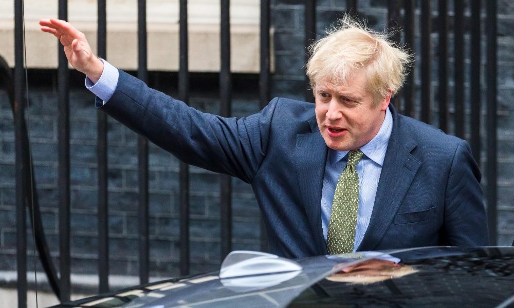 Johnson a Buckingham Palace dalla regina