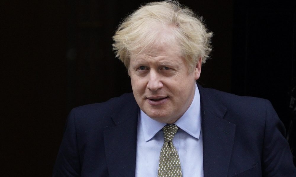 Johnson, aiuti a tutti i lavoratori