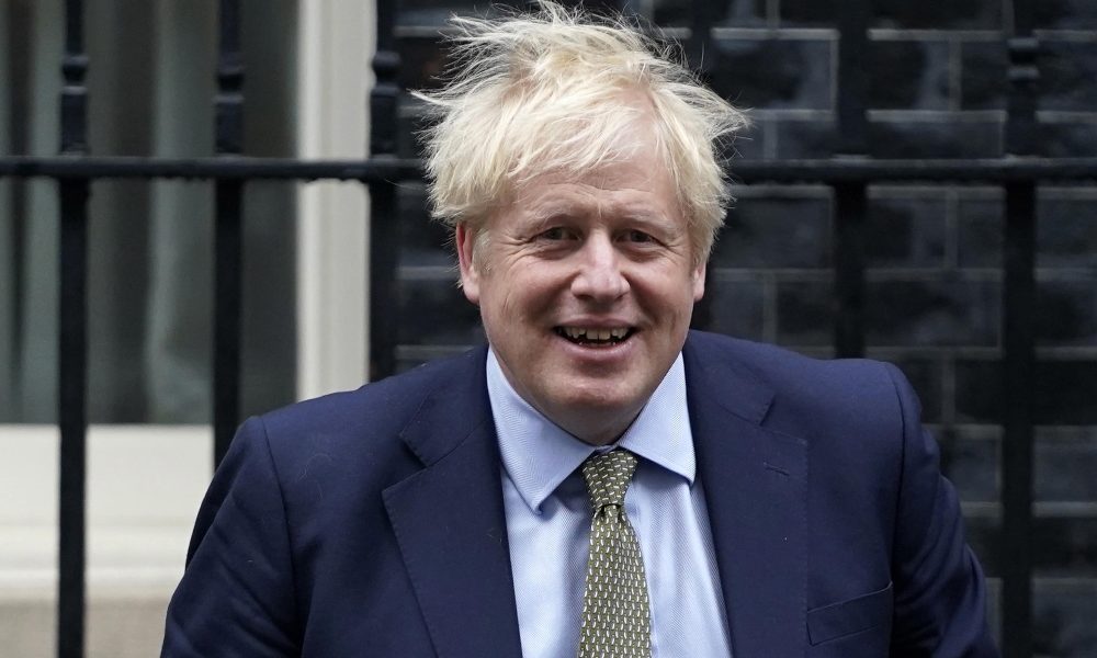 Johnson, dal paese auguri Harry e Meghan