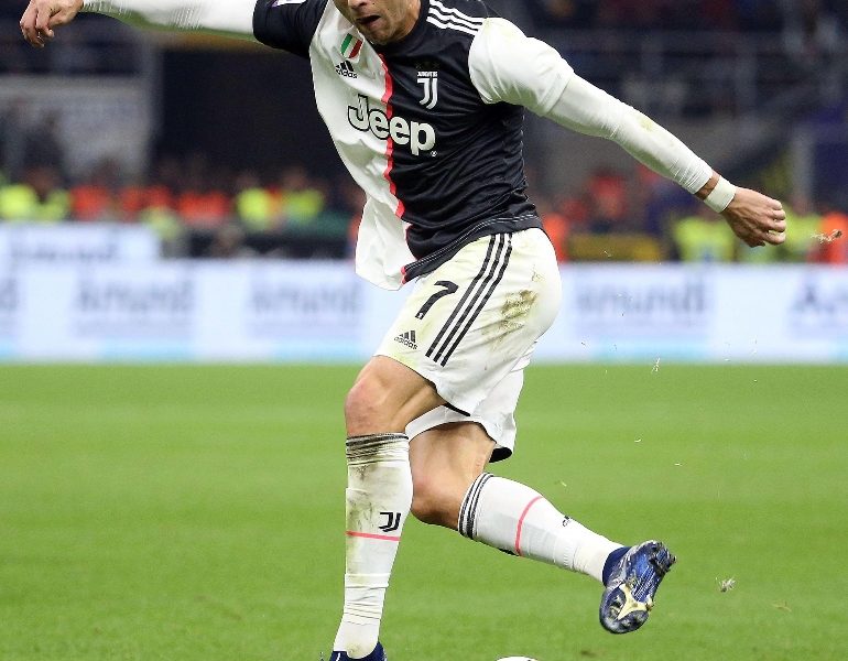 Juventus: Ronaldo rientrato a Torino, si è allenato