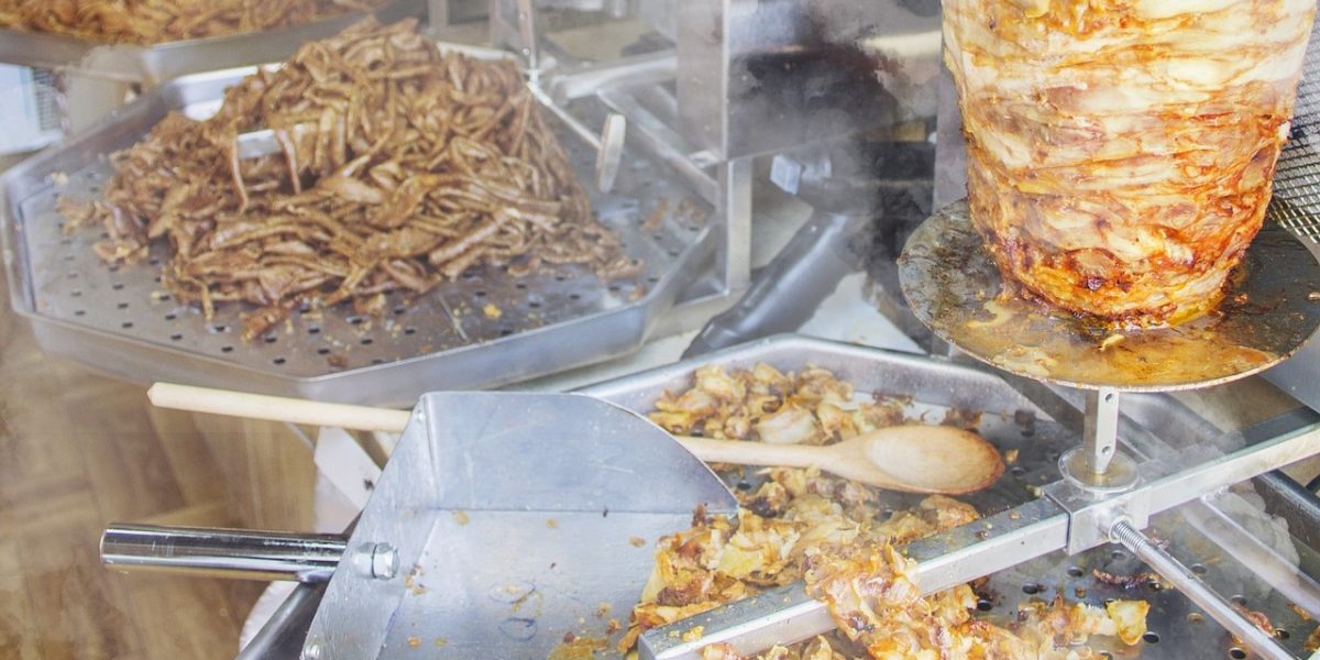 Controlli, ammende per 25mila euro. Cantù, sanzionato un Kebab