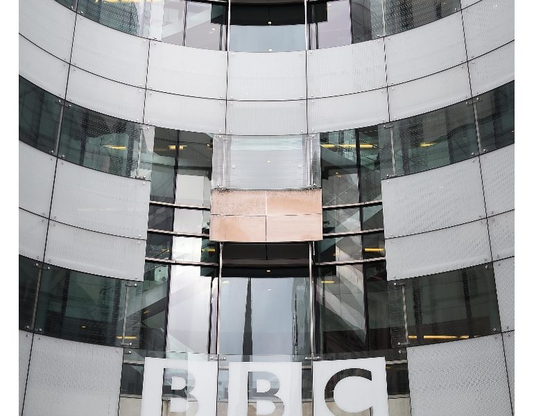 La Bbc taglia 450 posti di lavoro