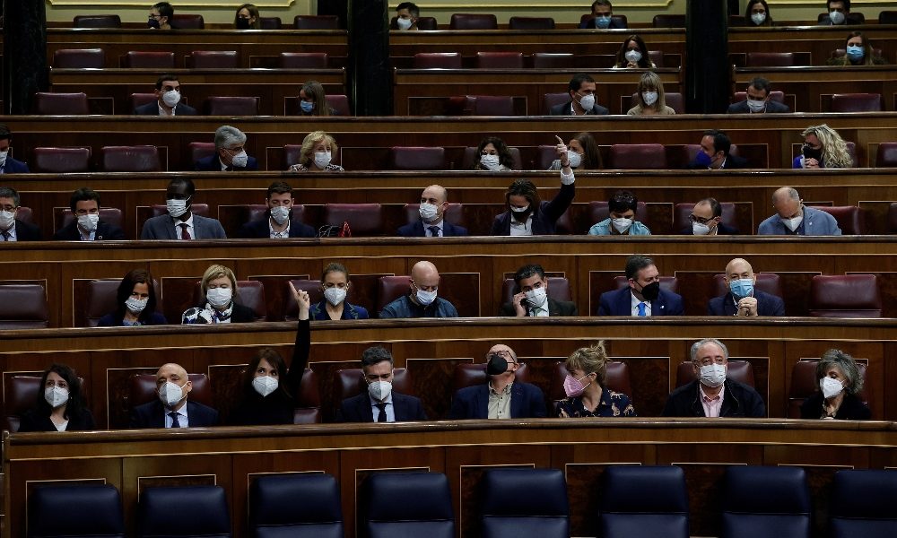 La Spagna legalizza l’eutanasia, settimo Paese al mondo