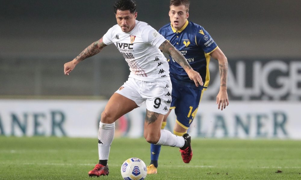 La prima volta di Lapadula col Perù, è già un idolo