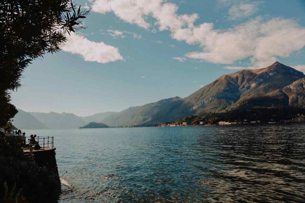 Ferragosto sul Lario: sole, caldo e quattro idee tra città e lago