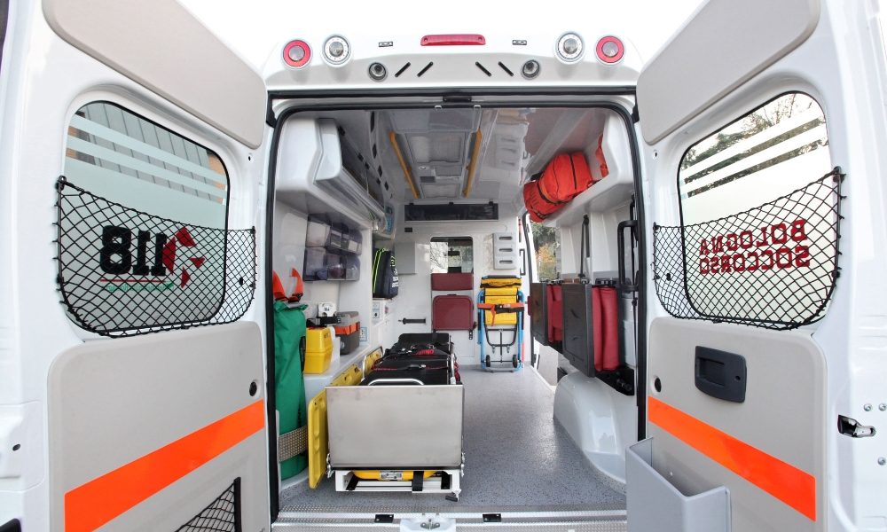 Laurea in mattinata, muore nella notte
