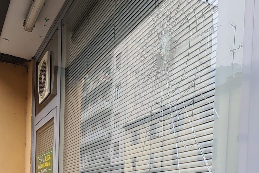 Atto vandalico alla sede della Lega provinciale