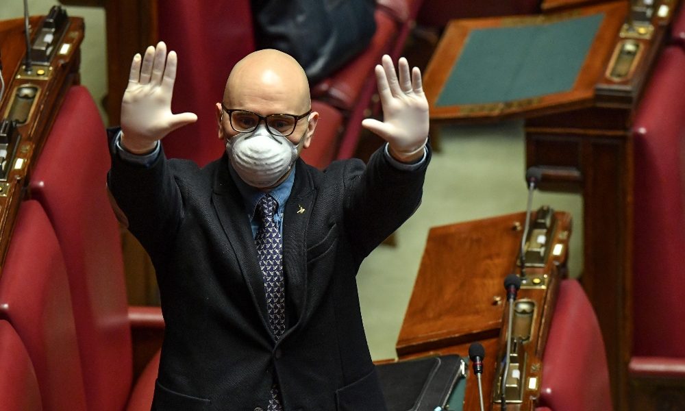 Lega: altro rinvio processo Milano a Centemero, va a ottobre