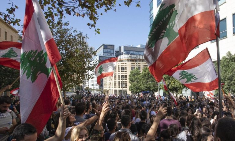 Libano: manifestazione in centro Beirut