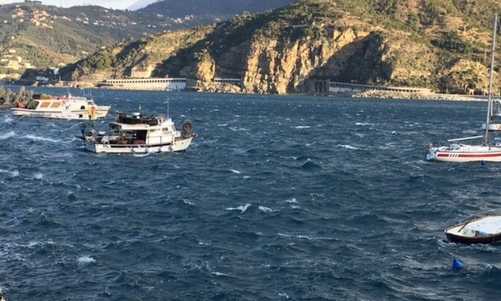 Liguria, avviso per vento di burrasca