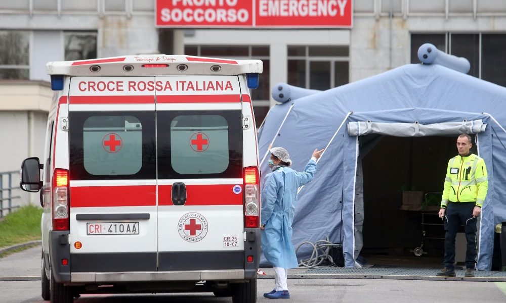 Lombardia, ‘ultra 65enni restino a casa’