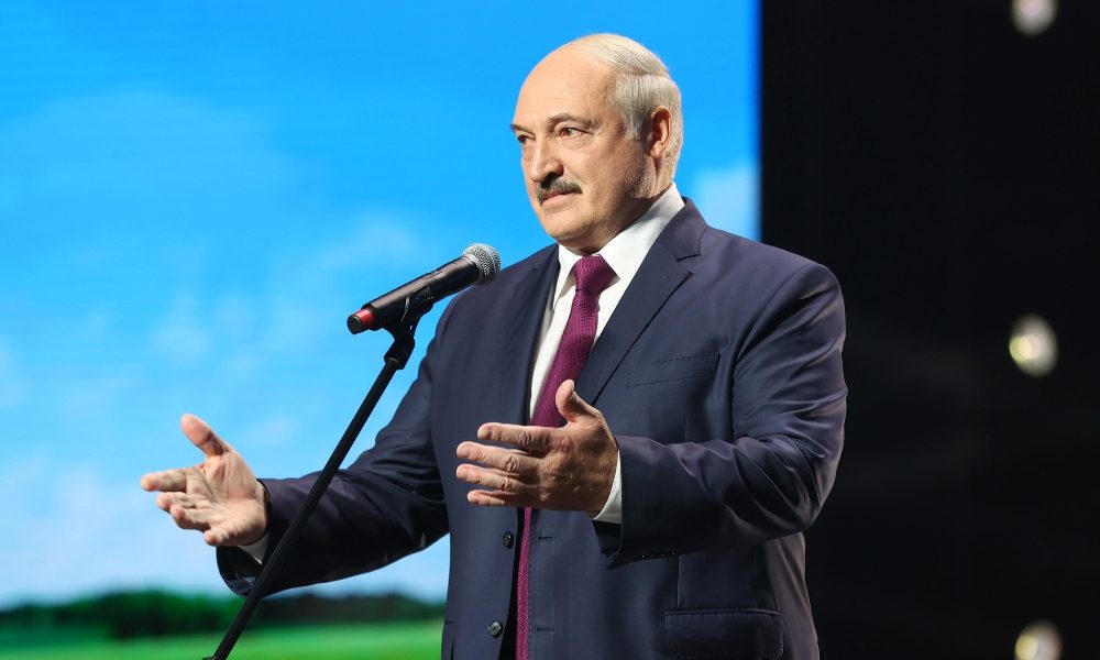 Lukashenko ha giurato in segreto per il sesto mandato