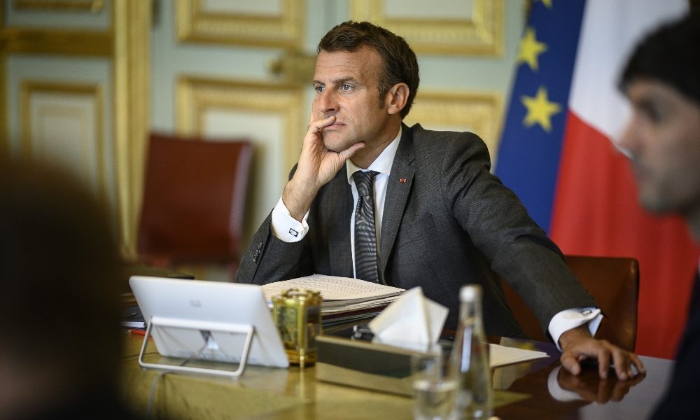 Macron ‘tentato’ da referendum su ecologia