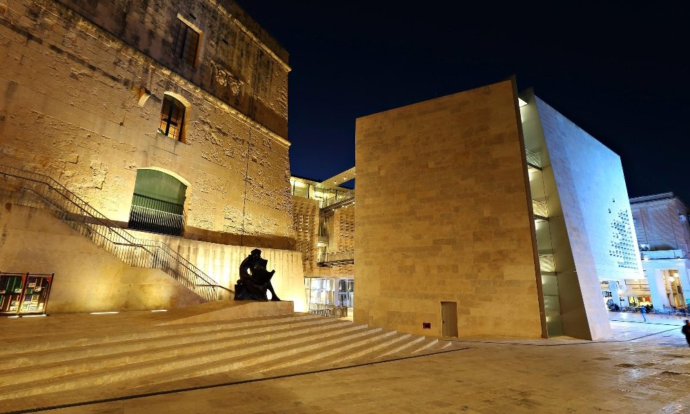 Malta: pronta legge legalizzazione cannabis, contro mafie