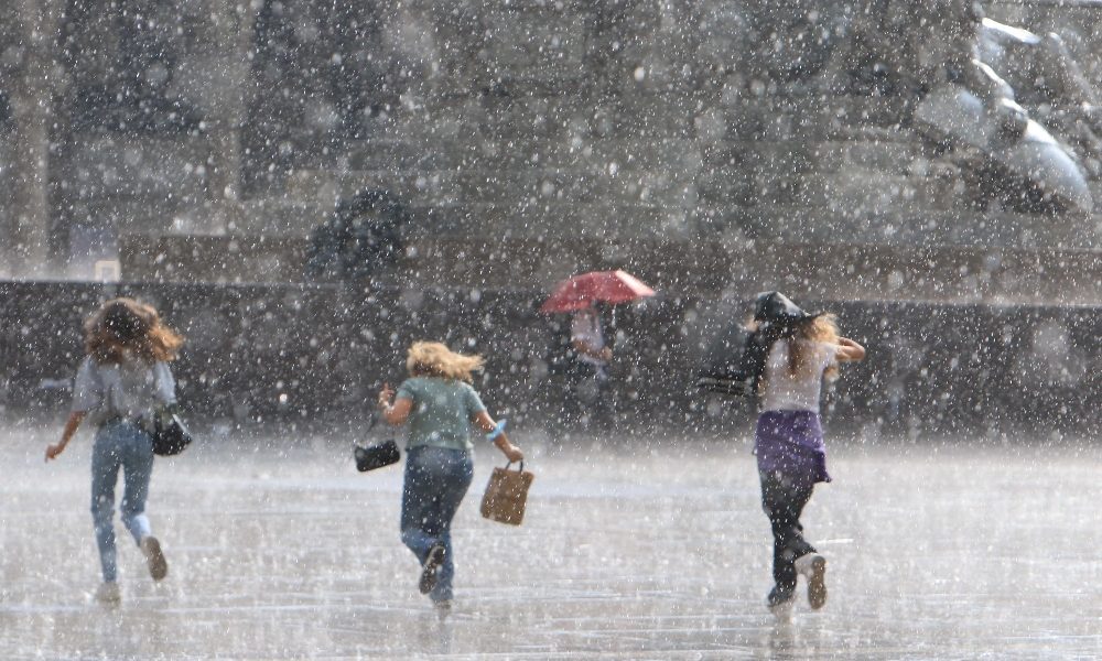 Maltempo: oltre 100 interventi pompieri a Milano e provincia
