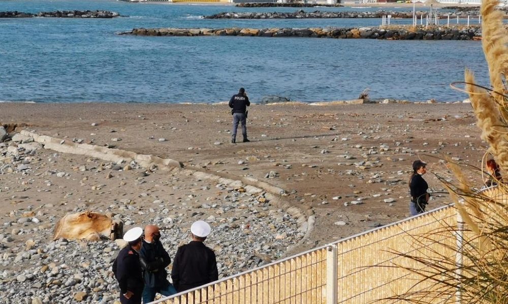 Maltempo: ottavo cadavere recuperato in mar Ligure