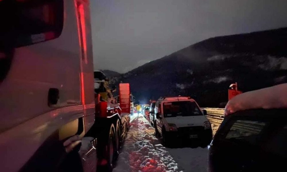 Maltempo: riaperta A7, nella notte via tir e auto