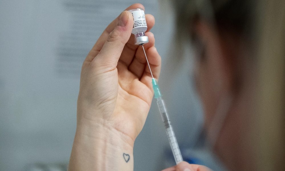 Mancano dosi Pfizer, Land tedesco interrompe vaccinazioni