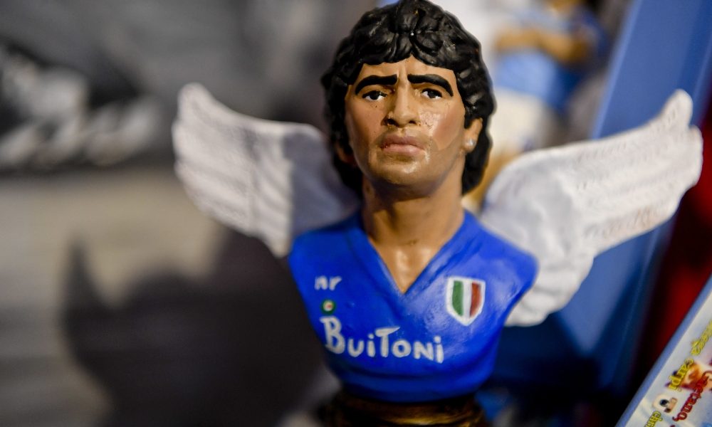 Maradona: avvocato, attento chi usa suo nome per fare affari
