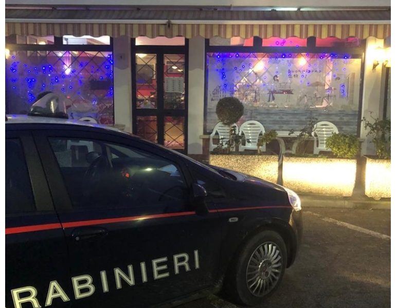 Marito accoltellato da moglie, grave